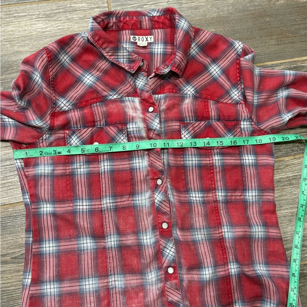 Adorable Roxy Flannel (Lightweight) Distressed St… - image 8